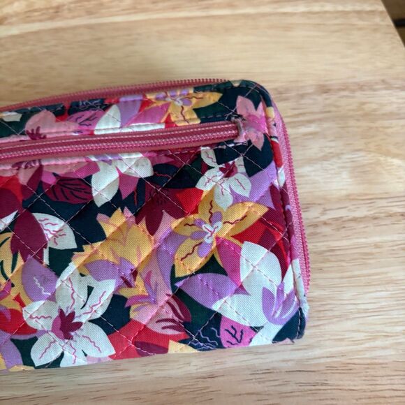 Vera Bradley Floral Wallet - Picture 7 of 9